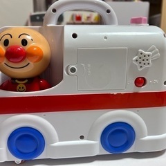 おもちゃ アンパンマン救急車の画像
