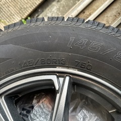 車のパーツ タイヤ、ホイールの画像