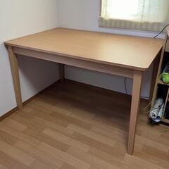ニトリ　ダイニングテーブル120cm