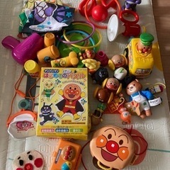 アンパンマン財布　他おもちゃ