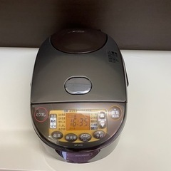 配送可能　保証付き　2019年製象印 IH炊飯器 極め炊き 5.5合 NP-VI10　