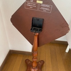 Tilt Top Side Accent Tableの画像
