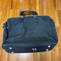 ビジネスバッグ　収納多いです　の画像