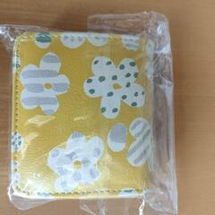👛華やかな黄色の小銭入れ👛の画像