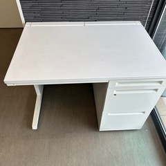 美品⭐︎オカムラ オフィス用家具 机
