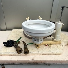 船舶用トイレ手動ポンプの画像