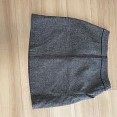 Untitled スカート　の画像