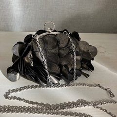 新品　パーティーバッグの画像