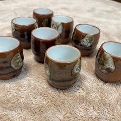 おちょこ　盃　お揃い8個の画像