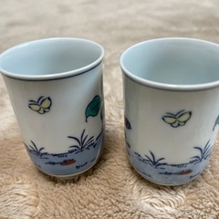 中国風絵柄の背の高い盃、おちょこ　　2個の画像