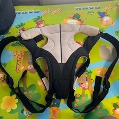 コンビ　ニンナナンナ抱っこ紐の画像