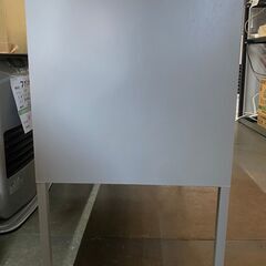 扉付き収納　スチールの画像
