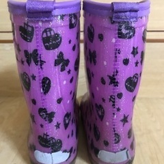 雨靴☔️雨の日の登校に☔️の画像