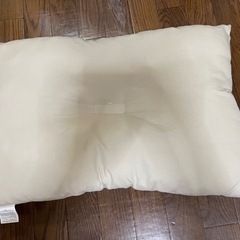 枕（カバー無し・中古）