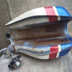 FTR250タンクの画像