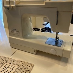 ジャノメミシンの画像