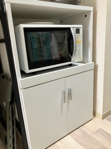 【決まりました】食器棚 レンジ棚