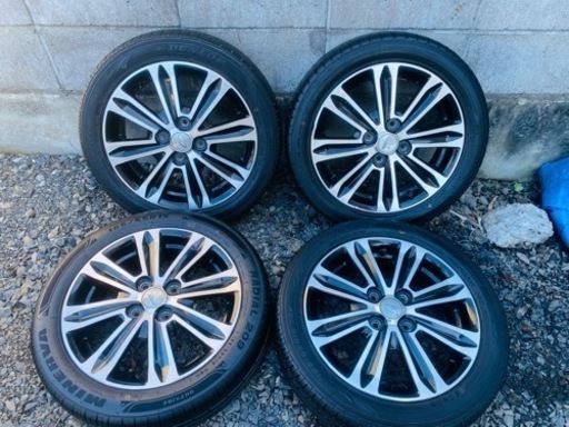 ダイハツアルミホイルタイヤー