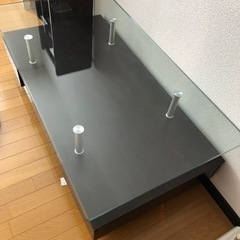 ガラステーブル　ローテブル