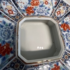 陶器の灰皿の画像