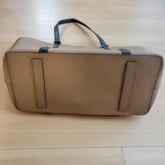 Kate spadeのトートバッグの画像