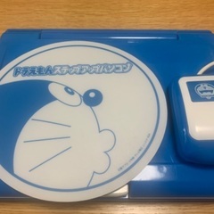 ドラえもんパソコンの画像