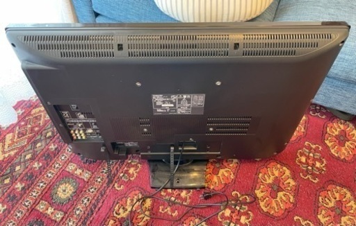 東芝　テレビ32型　REGZA 32C8000