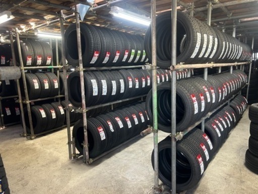 新品215/50/17. 4本タイヤ+交換コミコミ、アマントレーディング株式会社、愛知県大府市