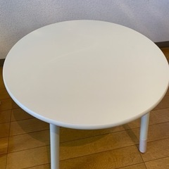 【受け渡し決定しました】テーブル&チェアの画像