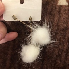 チョーカー ピアスの画像