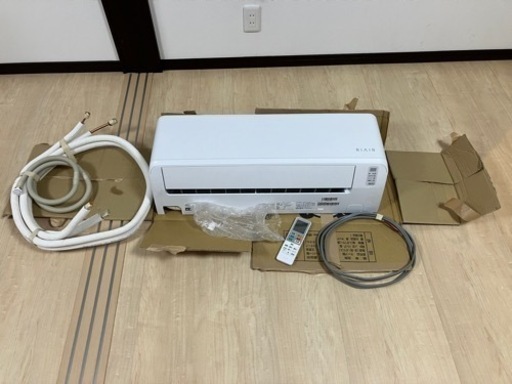 エアコン、2022年製、使用期間半年、美品