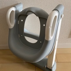 補助便座　ステップ付き　トイレトレーナー