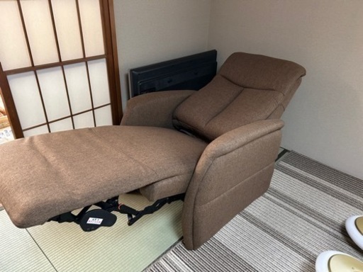 電動リクライニングチェア