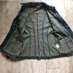 デニムジャケットの画像