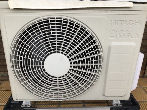 日立白くまくん　冷暖房エアコン　10畳前後対応機種　2.8k 程度良好