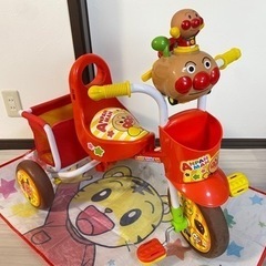 【美品】アンパンマン  三輪車