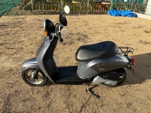 【売れました】原付バイク Todayシート新品前後タイヤ新品前後バルブ新品オイル交換済みバッテリー充電済み！早い者勝ち！