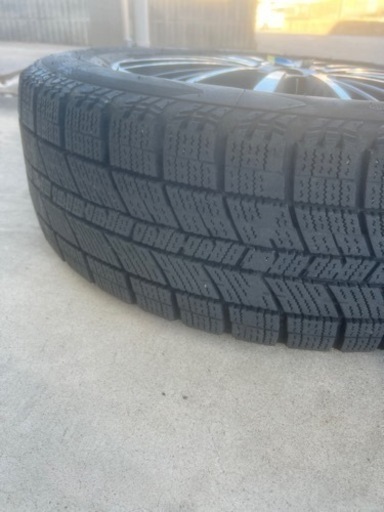 車のパーツ タイヤ、ホイール