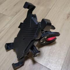 脱着簡単なスマホホルダーバイク用