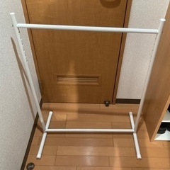 決定　ハンガーラックの画像