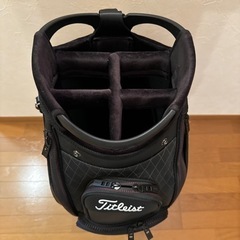 ゴルフツアーモデルキャディバックの画像
