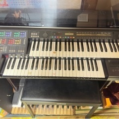 YAMAHAエレクトーンHS8の画像