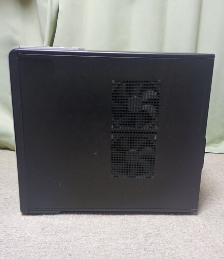 ゲーイングPC　i7-6700,ssd 480gb,HDD 1TB,8Gb メモリー．モニター付き