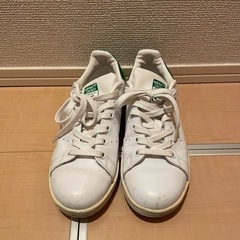 adidas アディダススタンスミス スニーカーの画像