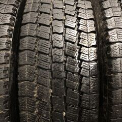 TOYO DELVEX M934 205/60R17.5 111/109L LT 17.5インチ ライトトラック用 スタッドレス 4本 19年製 バリ溝　(TS504)の画像