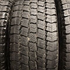 TOYO DELVEX M934 205/60R17.5 111/109L LT 17.5インチ ライトトラック用 スタッドレス 4本 19年製 バリ溝　(TS504)の画像