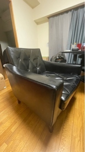 カリモク　ソファ×2 テーブル1