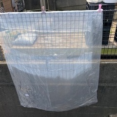 自動車部品の入っていた特大のビニール袋