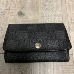 ビィトンキーケース