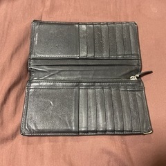 バレンシア長財布の画像